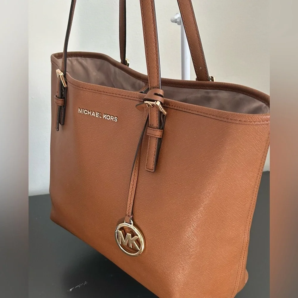 Michael Kors brown Leather Tote Gold Hardware Structured Shoulder bag